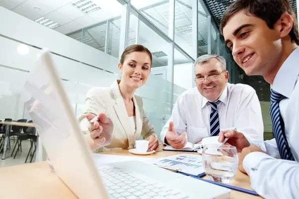depositphotos_11630835-stock-photo-meeting-in-office