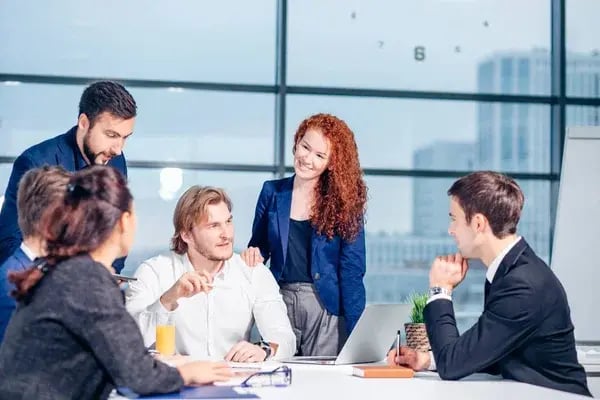depositphotos_181946632-stock-photo-business-man-making-presentation-at