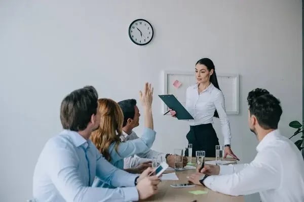 depositphotos_195981848-stock-photo-business-coworkers-having-business-training