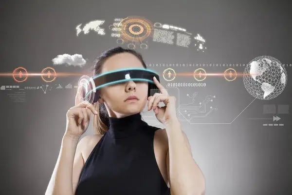 depositphotos_260774172-stock-photo-woman-with-smart-glasses