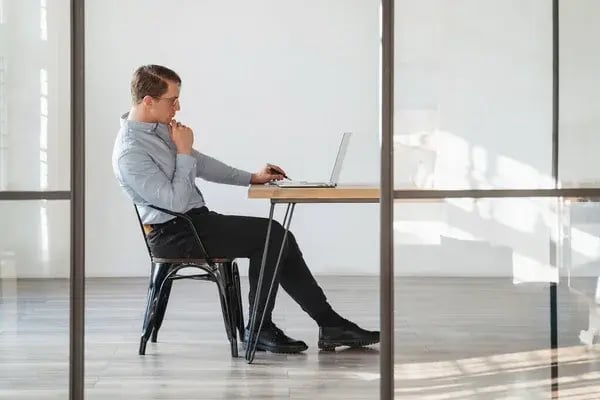 depositphotos_619482778-stock-photo-side-view-thinking-businessman-crypto